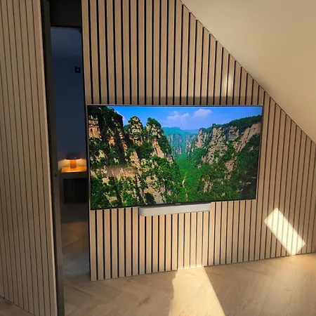 Penthouse In The Heart Of With Beautiful Private Rooftop